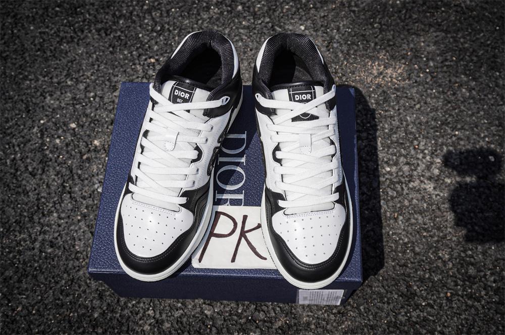 PK GOD Dior B57 MID-TOP SNEAKER Black and White RETAIL MATERIALS READY TO SHIP